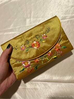 Vintage Artisan Embroidered Silk Clutch Wallet Gold Floral Beaded Vietnam